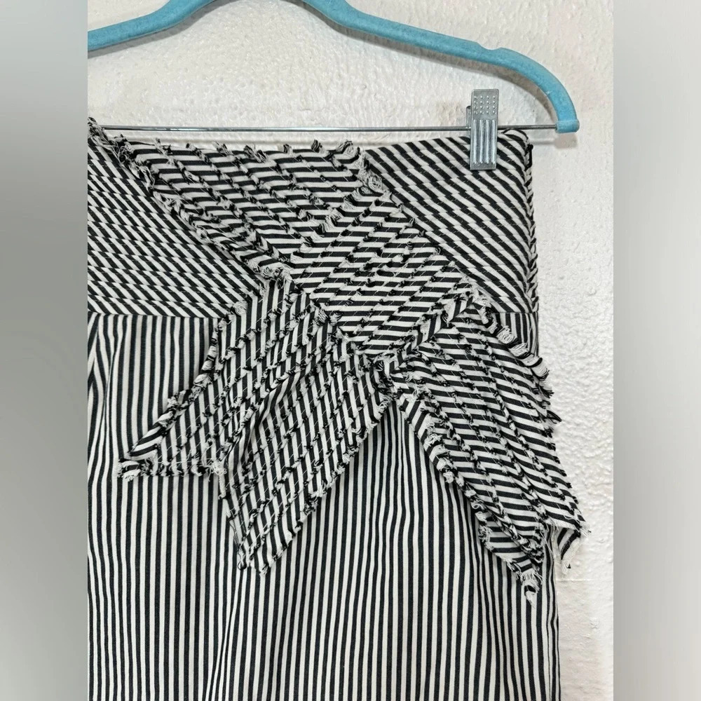 Anthropologie Taikonhu (Yellow Cat ) Striped Skirt Women’s Size 2 - Picture 4 of 12